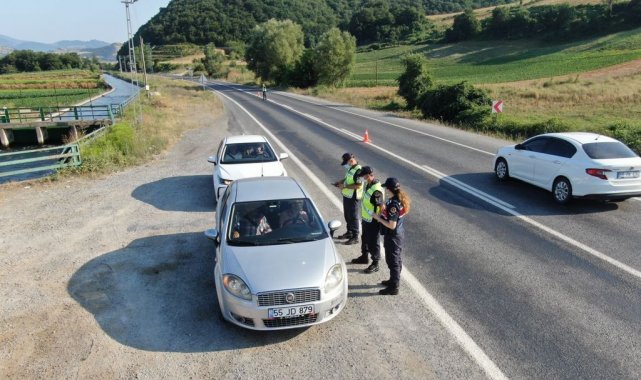 Jandarma&#039;dan bayram öncesi drone ile trafik denetimi
