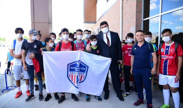 Kahramankazanlı gençlerin yeni buluşma adresi gençlik merkezi