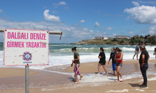 Kandıra'da denize girme yasağı 1 gün daha uzatıldı