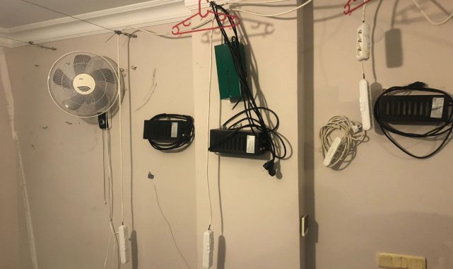 Kartal&#039;da uyuşturucu imalathanesine çevrilen eve baskın yapıldı