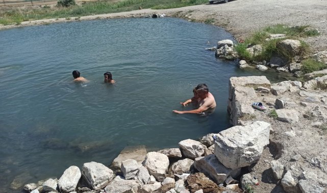 Kaşınanlar şifayı Başkent&#039;in yanı başındaki &#039;Uyuz Hamamı&#039;nda arıyor