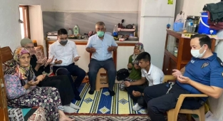 Kaymakam Göktaş'tan şehit ailesine bayram ziyareti