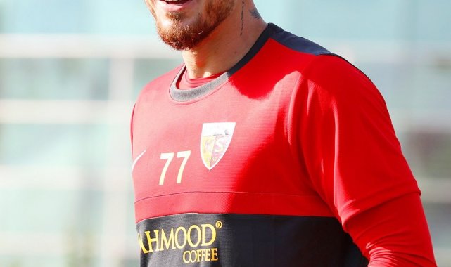 Kayserispor Alibec'i gönderdi