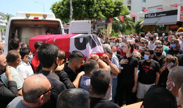 Kazada hayatını kaybeden CHP'li genç başkan son yolcuğuna uğurlandı