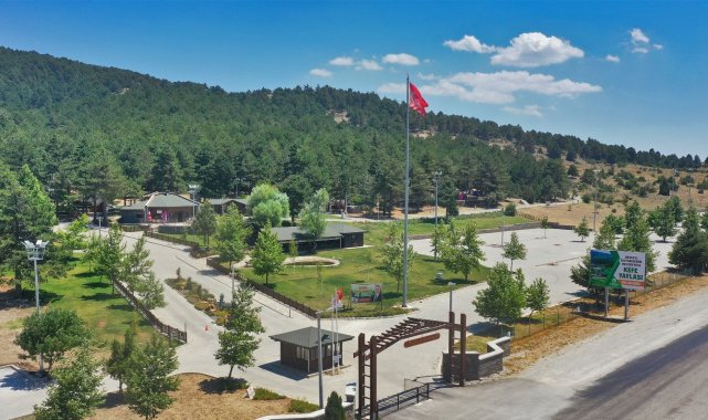 Kefe Yaylası muhteşem doğası ile misafirlerini ağırlıyor