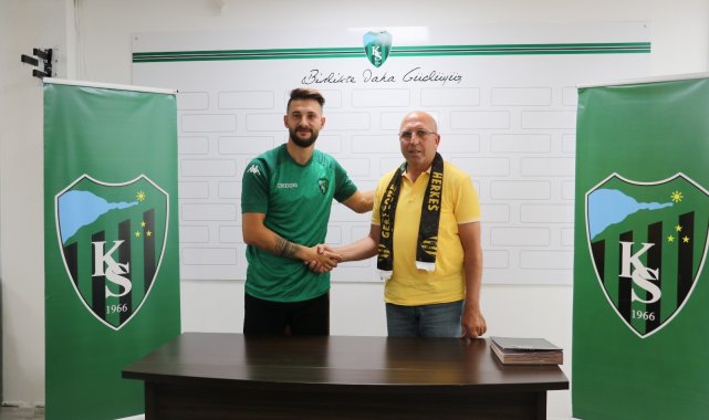 Kocaelispor, Mehmet Taş ile 2 yıllık sözleşme imzaladı