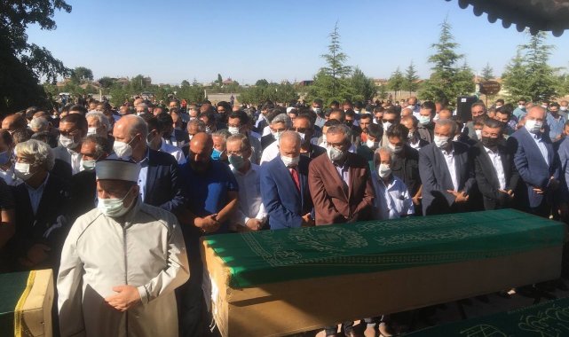 Konya'da katledilen 7 kişi son yolculuğuna uğurlandı