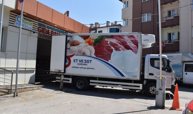 Kurban etleri ihtiyaç sahiplerine ulaştırılıyor