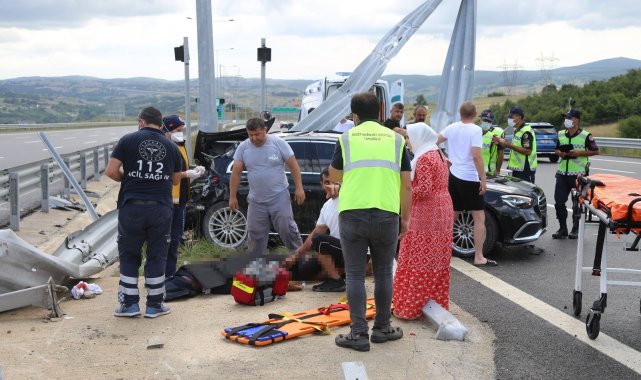 Kuzey Marmara Otoyolu'nda feci kaza, hayata döndürebilmek için dakikalarca çabaladılar