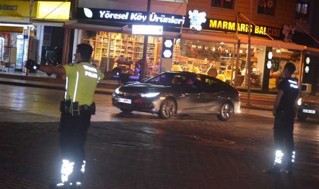 Marmaris'te trafik ekiplerinin bayram mesaisi