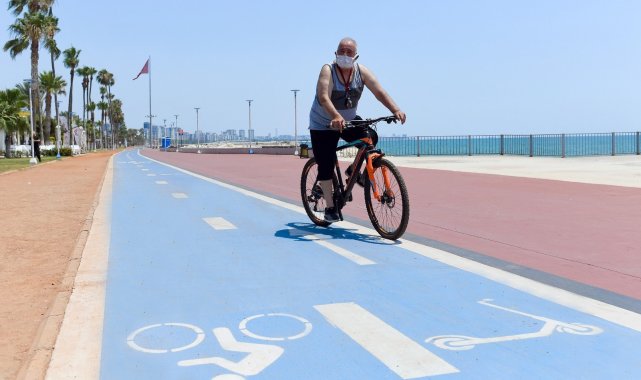 Mersin Büyükşehir Belediyesinden yayalara &#039;Bisiklet Yolu&#039; çağrısı