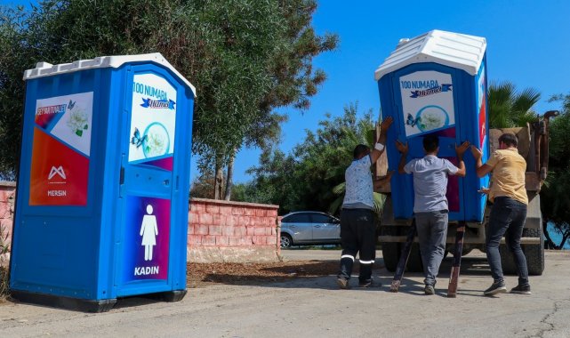 Mersin'de plajlara hijyenik seyyar tuvaletler yerleştirildi