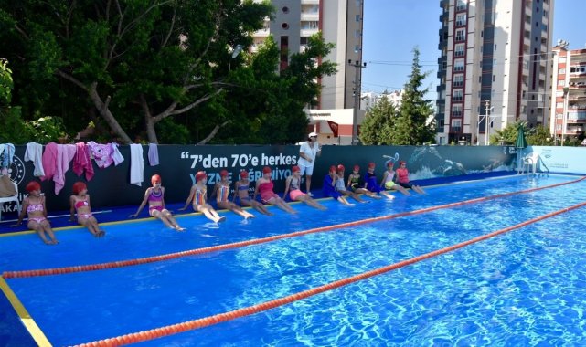 Mezitli&#039;de portatif havuz açıldı