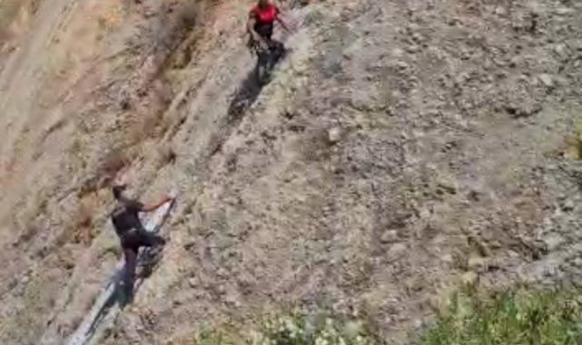 Milli dağcı antrenman için çıktığı dağda mahsur kaldı