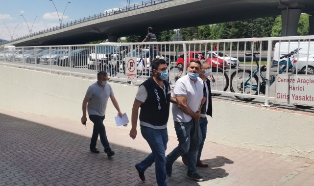 Motorla yaklaşıp yürüyen kadınları taciz eden şüpheli yakalandı