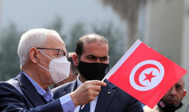 Nahda Hareketi: "Tunus Devlet Başkanı Said kararlarını yeniden gözden geçirmeli"