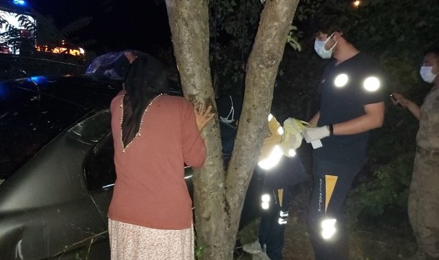 Otomobil yoldan çıktı: 2 yaralı