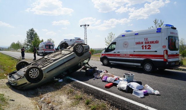 &quot;Baba dikkat et&quot; dedi, araç saniyeler sonra taklalar attı