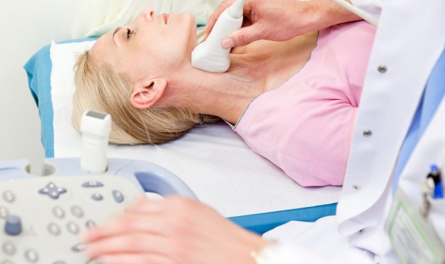 &quot;Ses kısıklığı kanser habercisi olabilir&quot;