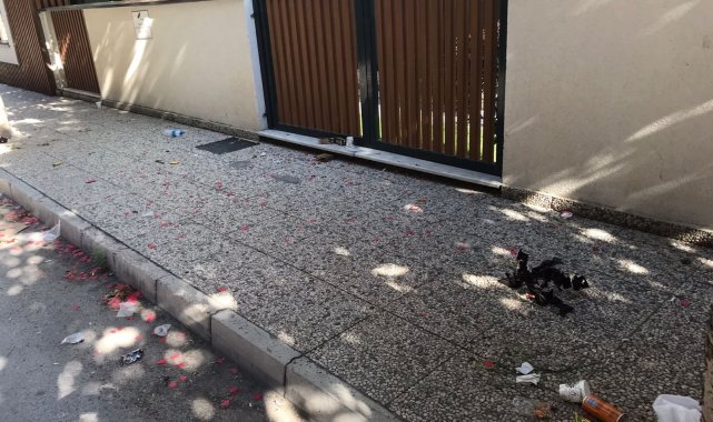 Saatlerce eğlendiler, çöpleri bırakıp dağıldılar