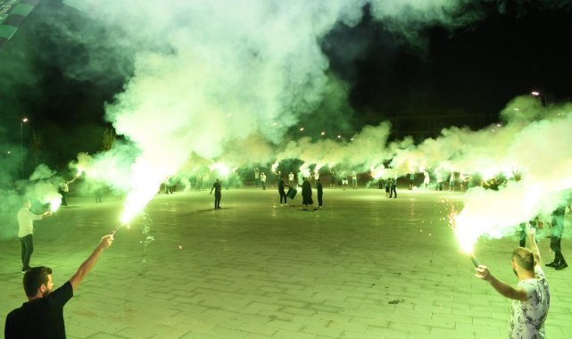 Şampiyonluk kupası Kartepe&#039;de