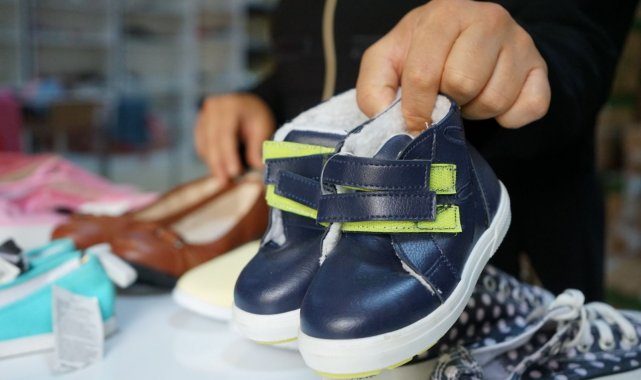 Şanlıurfa'da ihtiyaç sahiplerinin bayramlıkları sosyal marketten