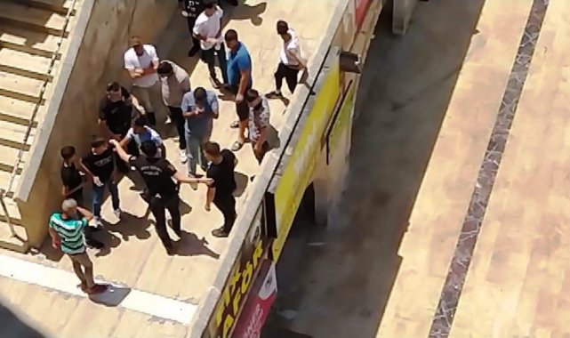 Şanlıurfa'da internet kafede bıçaklı kavga, 1 yaralı