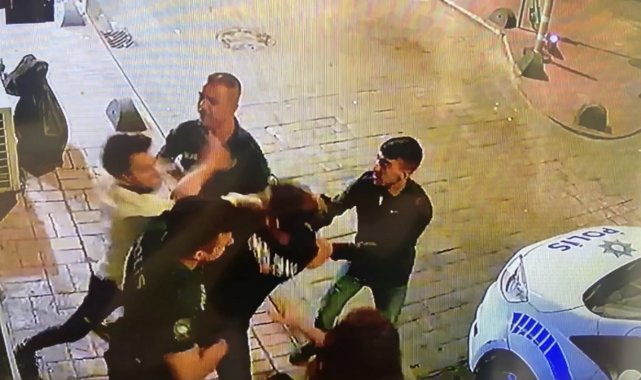 Şarkıcı Çağatay Akman oyuncu eski sevgilisinin kapısına dayanıp darp etti