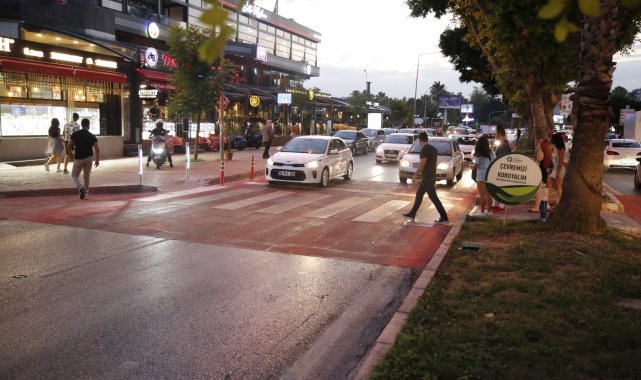 Sensörlü yaya geçidi projesi hayata geçirildi