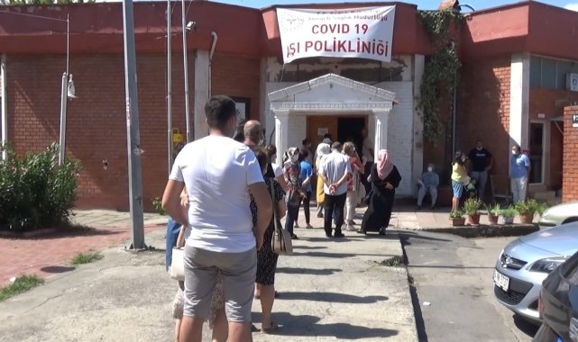 Sinop&#039;ta aşı kuyruğu