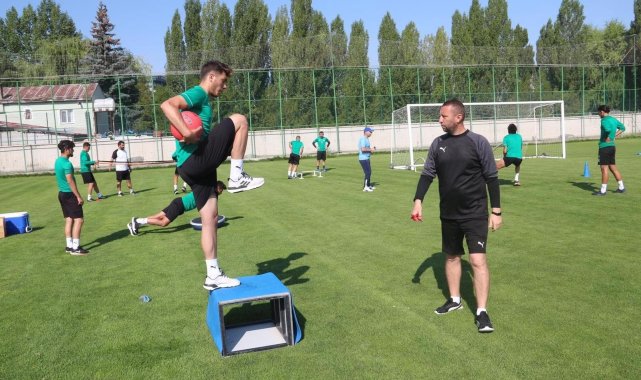 Sivas Belediyespor'da 2. etap Sivas kampı sürüyor