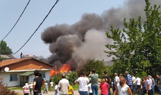 Sultanbeyli'de bayram günü çıkan yangın mahalleliyi sokağa döktü
