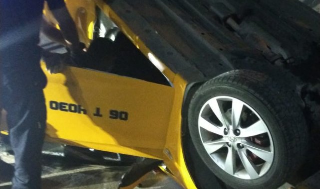 Ticari taksi takla attı: 1 yaralı