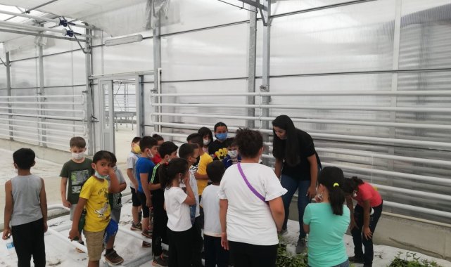 Tohumlar minik ellerle toprağa kavuştu