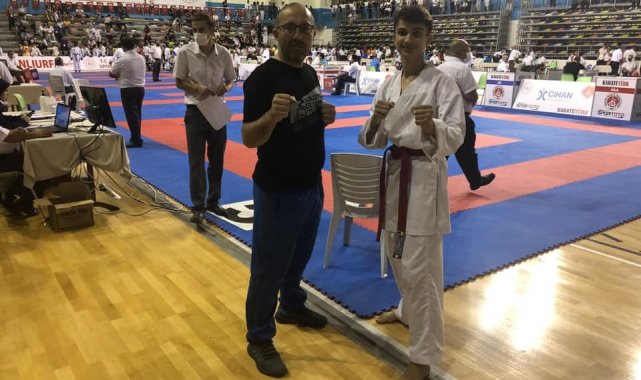 Türkiye Ümitler Karate Şampiyonasında Türkiye üçüncüsü oldu