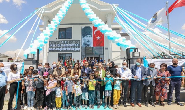Türkiye'de bir ilk olan Bostaniçi Eğitim Köşkü Van'da açıldı