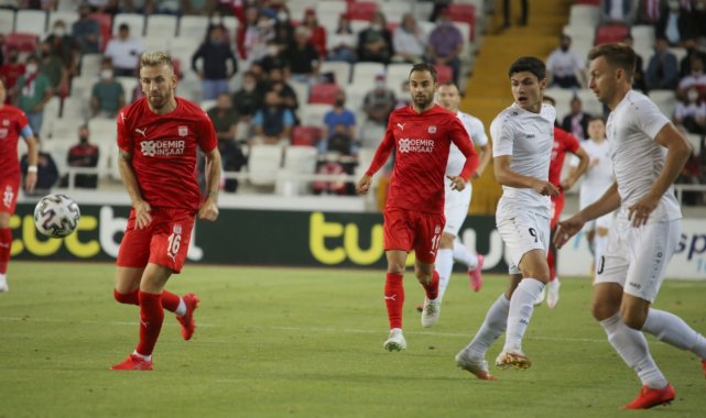 UEFA Avrupa Konferans Ligi: Sivasspor: 0 - Petrocub: 0