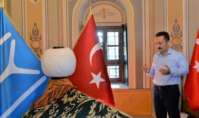 Vali Şentürk'ten Ertuğrul Gazi Türbesi'ne veda ziyareti
