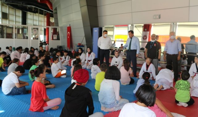 Yeni salona ilgi büyük