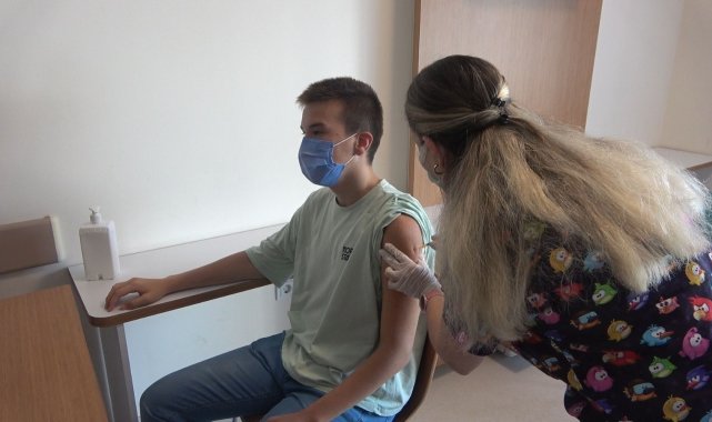 15 yaş ve üzeri aşılamaya yoğun ilgi