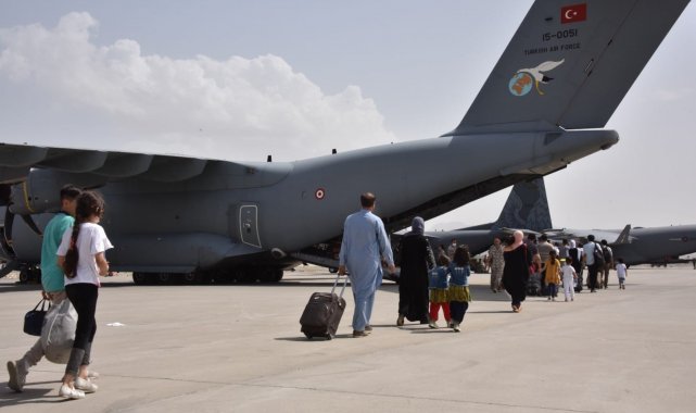 &#039;Koca Yusuf&#039; 200&#039;ü aşkın Türk vatandaşı ile Kabil&#039;den ayrıldı