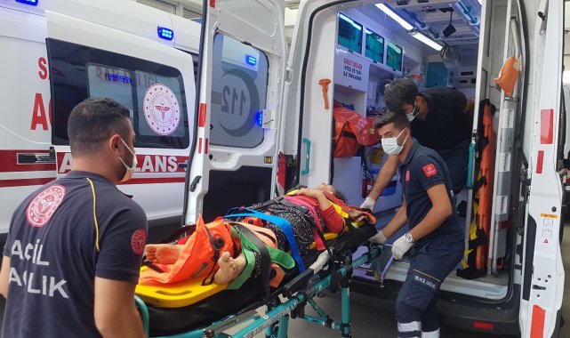 Adıyaman&#039;da çapa motoru devrildi: 11 yaralı