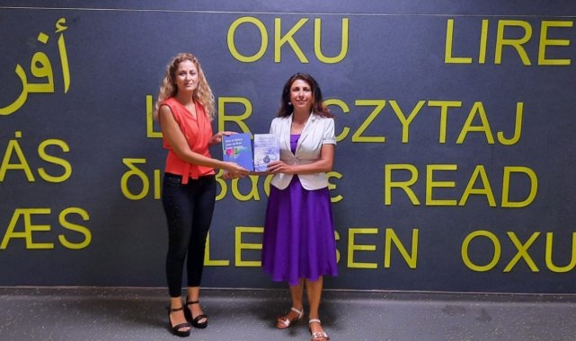 ADÜ Kütüphanesi koleksiyonu akademisyenlerin bağışladığı kitaplarla zenginleşiyor