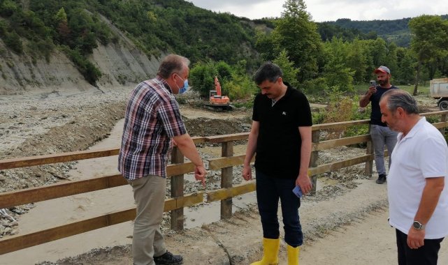 Afet bölgesinde Vali Çiftçi&#039;yi duygulandıran olay