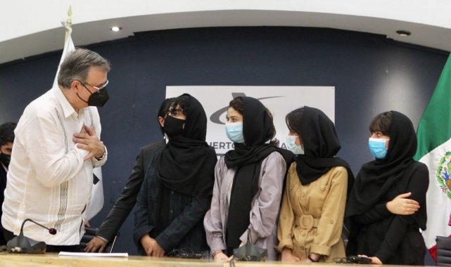 Afgan robotik ekibi üyeleri sığınmacı olarak Meksika'ya getirildi