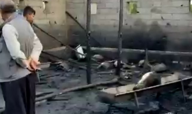 Ahır yangınında 25 hayvan telef oldu