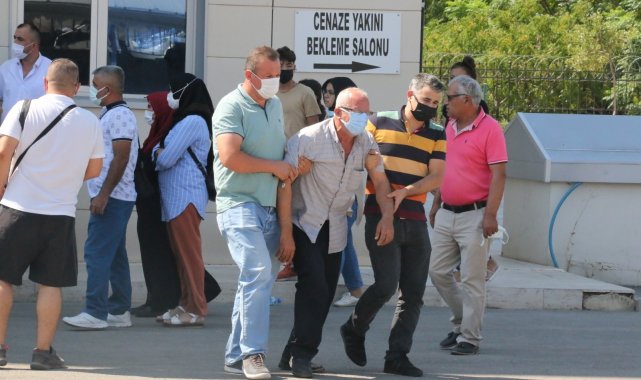 Alkollü olduğu iddia edilen sürücü arıza yapan araca çarptı: 4 çocuk annesi kadın hayatını kaybetti