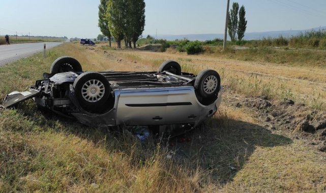 Alpu yolunda yine kaza: 3 yaralı