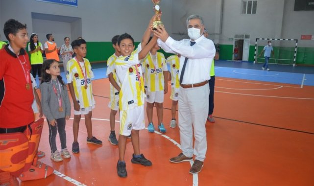 Arslantepe Höyüğü Hokey Ligi&#039;nde şampiyon belli oldu