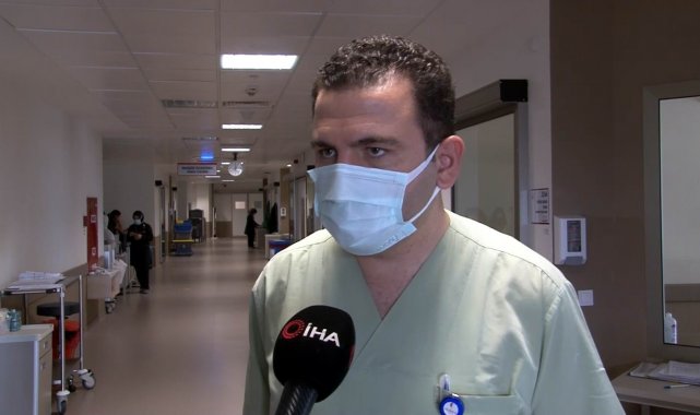 Aşı olmadı, yoğun bakımda yaşam savaşı veriyor